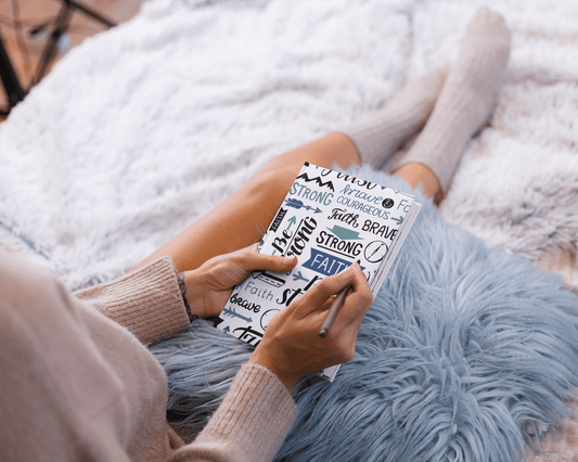 5 WAYS A PRAYER JOURNAL CAN TRANSFORM YOUR MORNING ROUTINE - ES Christian Wear